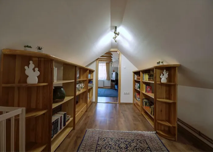 게스트하우스 Leo Vendeghaz