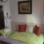 Guest house Leo Vendeghaz