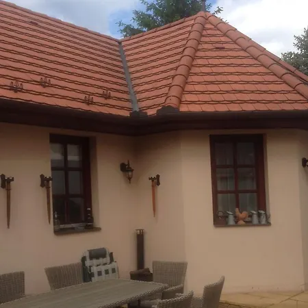 Pensión Leo Vendeghaz 4*